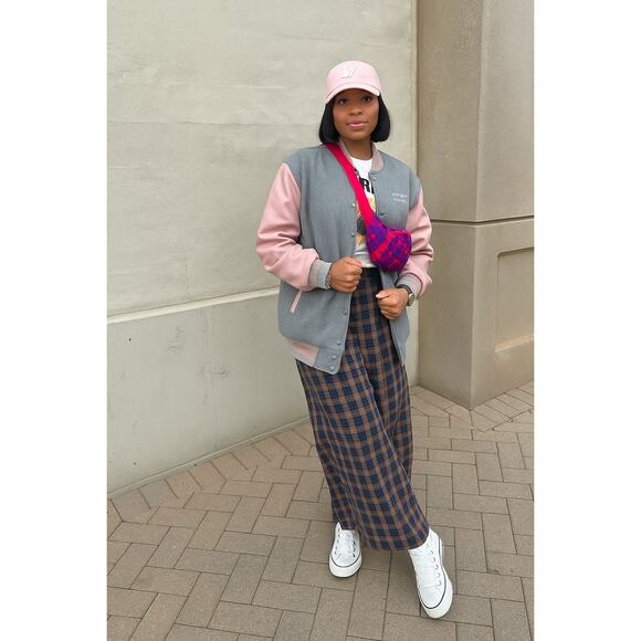 Vintage Hard Rock Maui Varsity Jacket | Pink & Gray Wool | Y2K Streetstyle | M - Picture 3 of 16